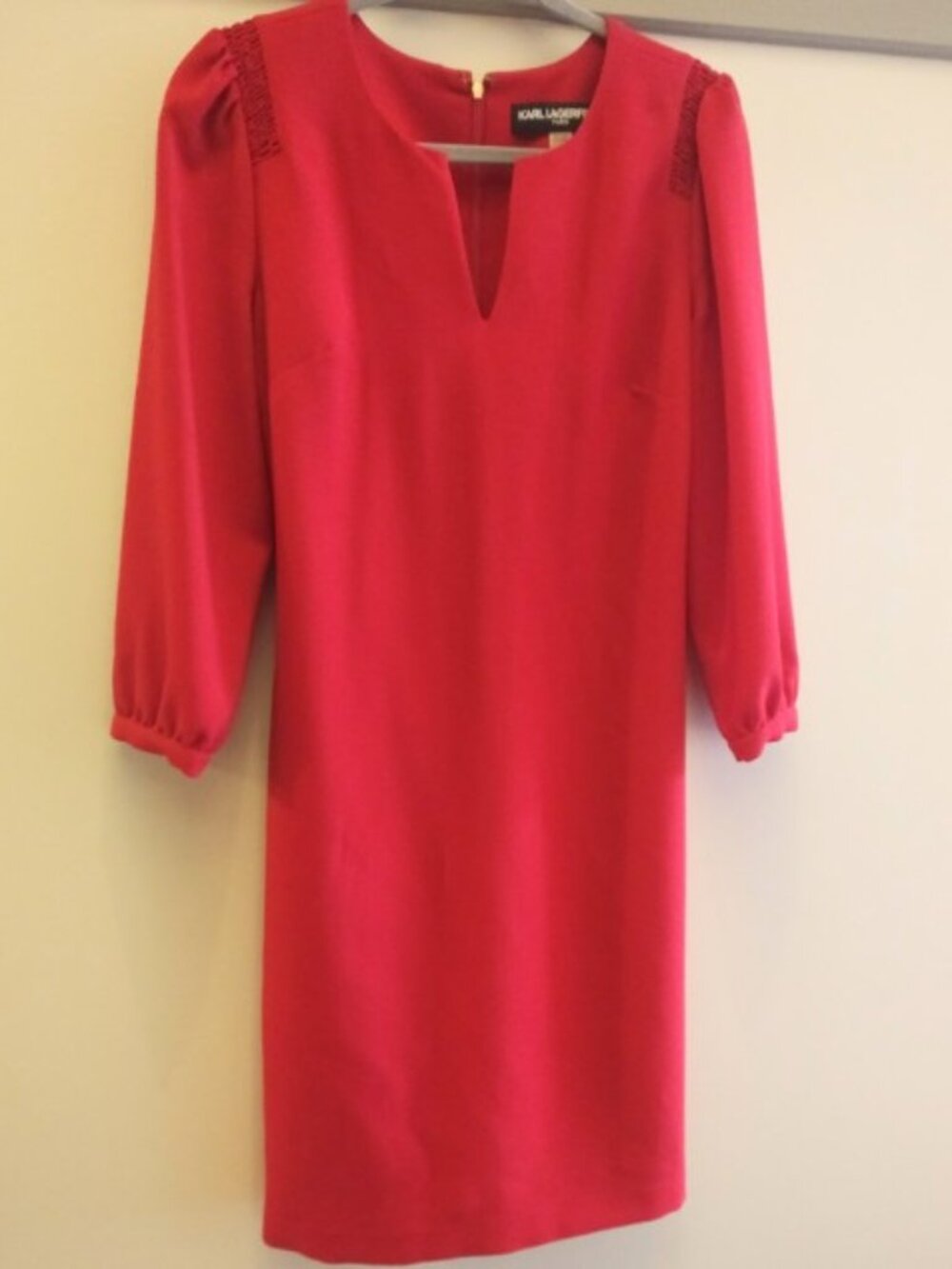 Classic Long Sleeve Red dress, NWT - Size 4 - Karl Lagerfeld - V-neck sheath